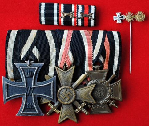 WW1/WW2 Parade Mounted medal bar of 3 Awards