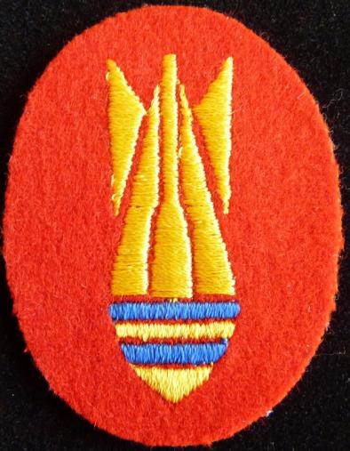 Royal Engineers Bomb Disposal cloth arm badge