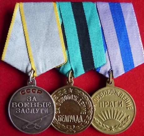 WW2 Soviet Russian Combat Service Medal group of 3 Awards