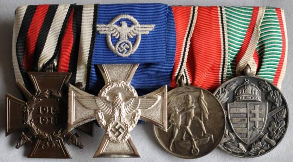WW1/WW2 German parade mounted medal bar of 4 Awards